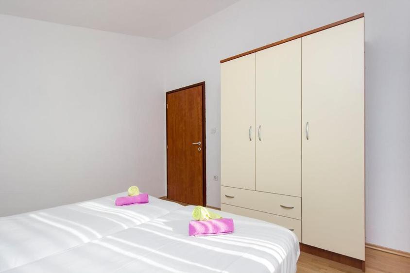 Apartman Belakusic 1 เกรบัชติซา ภายนอก รูปภาพ