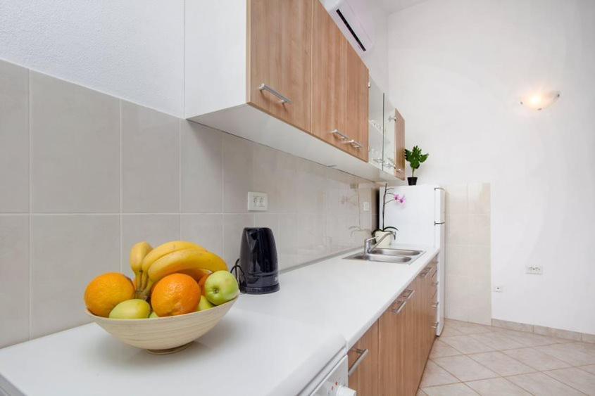 Apartman Belakusic 1 เกรบัชติซา ภายนอก รูปภาพ