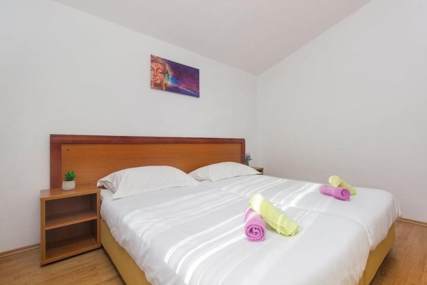 Apartman Belakusic 1 เกรบัชติซา ภายนอก รูปภาพ